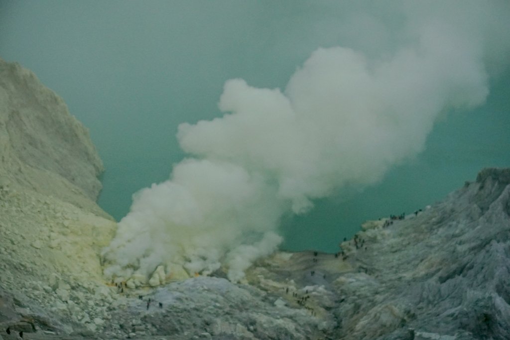 Ijen Crater Blue Flame Tour From Bali Legian Ijen Crater Ijen Blue