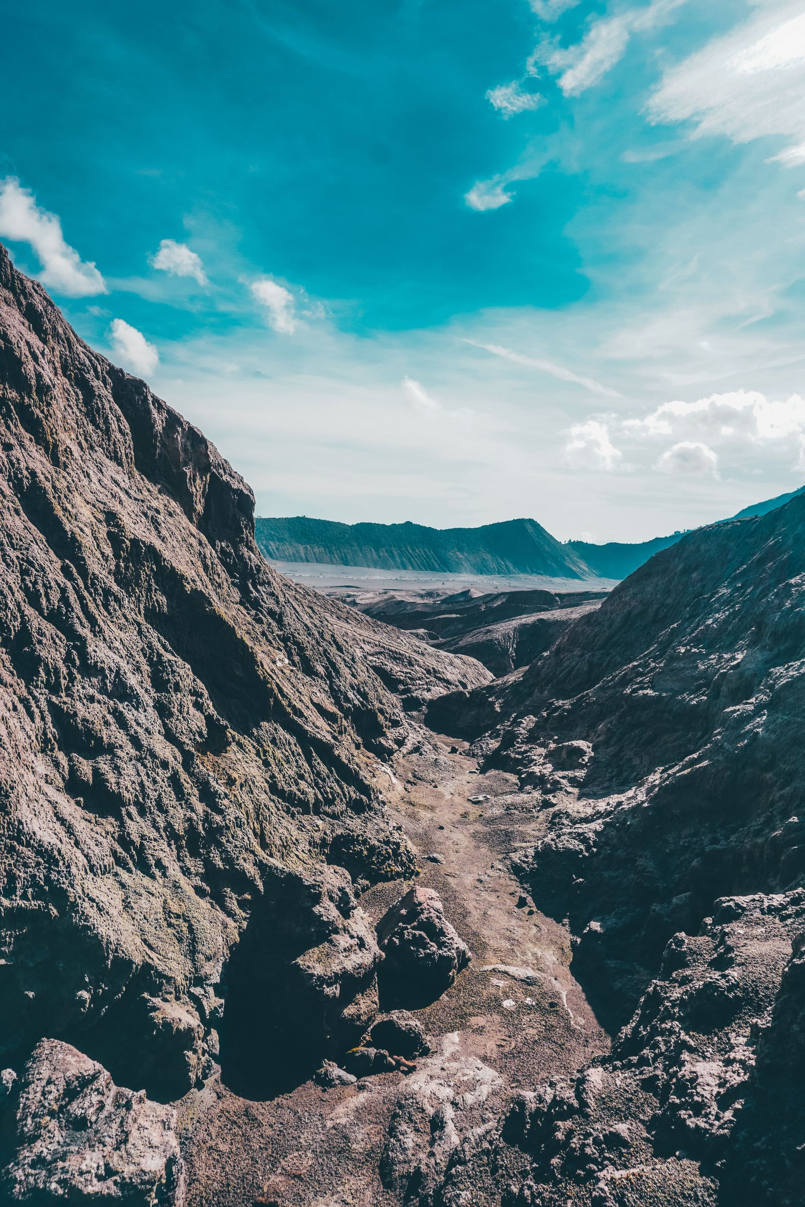  mount bromo tour  package IJEN CRATER IJEN BLUE FIRE 