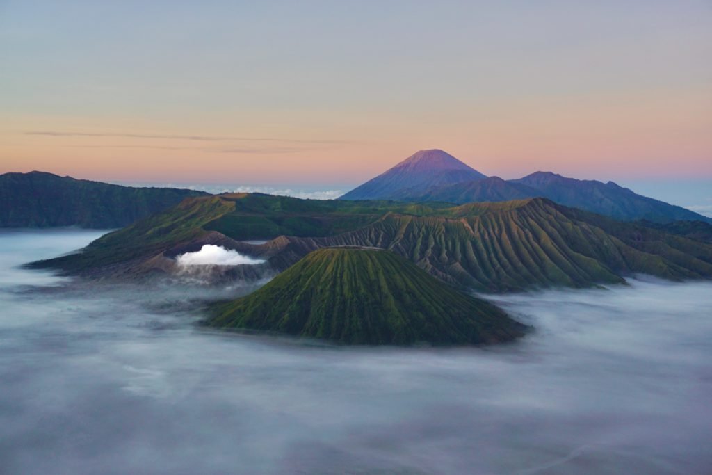 Penanjakan Mount Bromo - IJEN CRATER, IJEN BLUE FIRE, IJEN TOUR