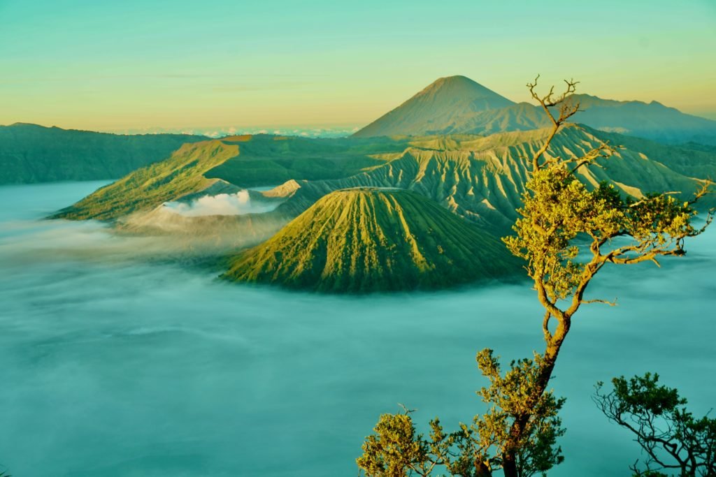 bromo travel guide