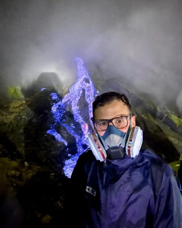 A phenomenon in the Ijen Volcano