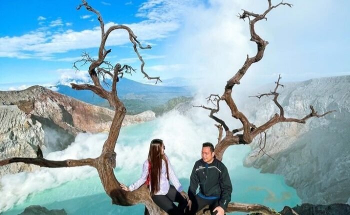 Ijen Hiking Adventure: Chasing The Ethereal Blue Flame