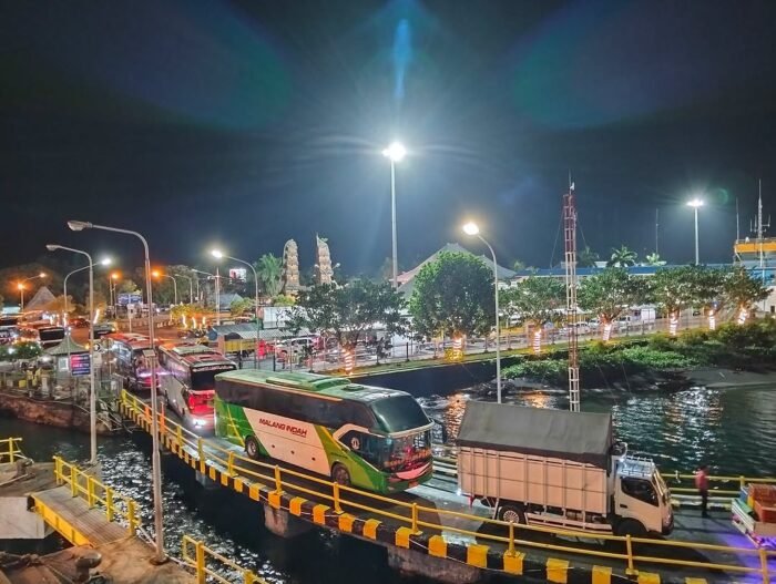 how to get to Banyuwangi from Bali 2