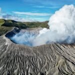 Ijen Crater Vs Mount Bromo: Which One Should You Visit?